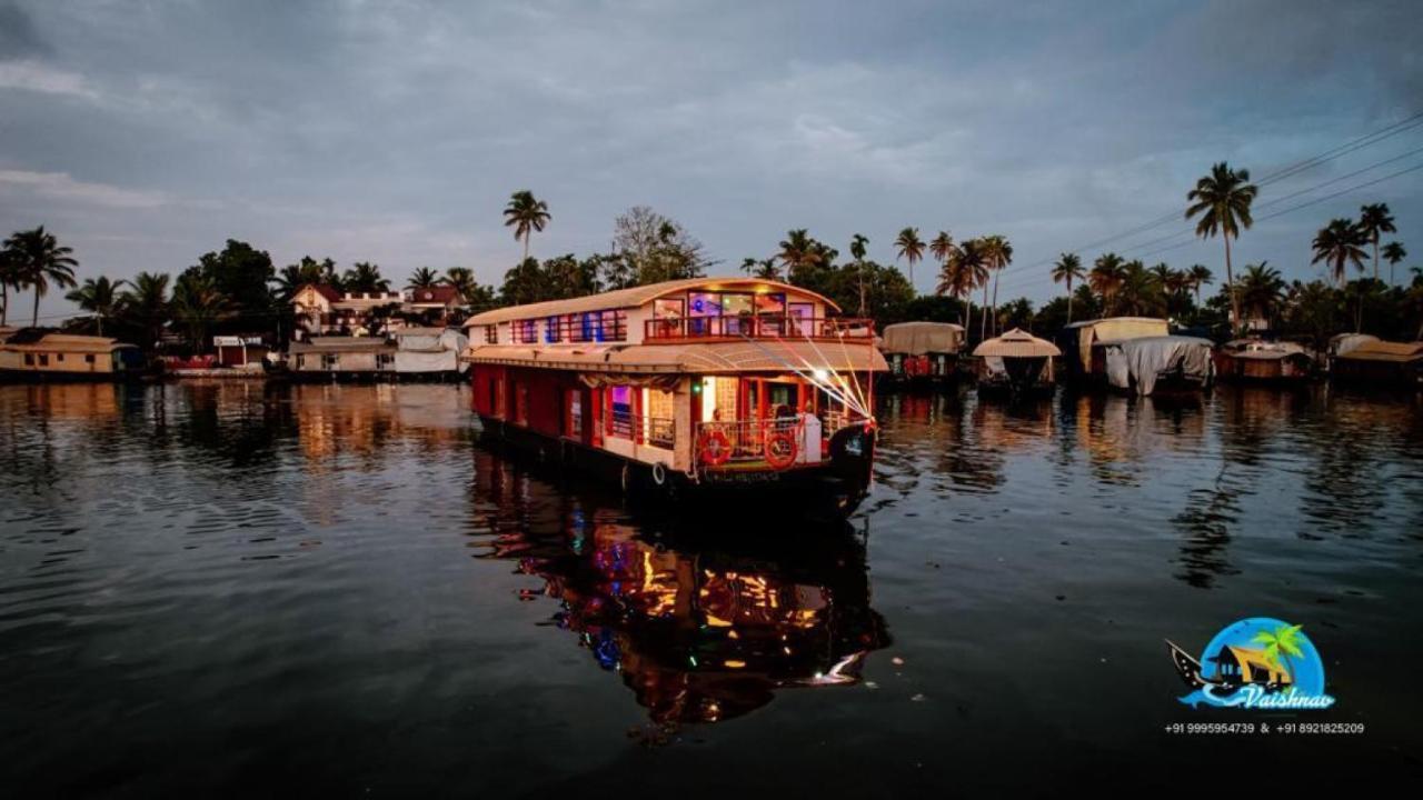 Vaishnav Tours Alappuzha Exterior foto