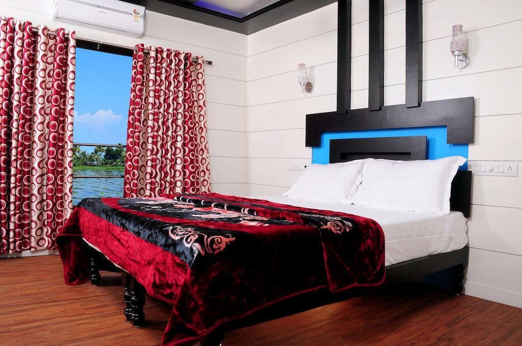 Vaishnav Tours Alappuzha Quarto foto