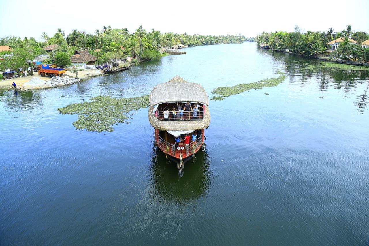 Vaishnav Tours Alappuzha Exterior foto